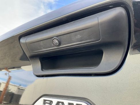 Used 2019 RAM 3500 Tradesman w/ Chrome Appearance Group image 25