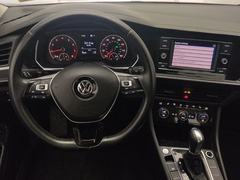 Used 2019 Volkswagen Jetta SE FWD image 22