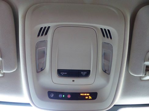 Used 2023 Buick Envision Preferred w/ Premium Seat Package AWD/4WD image 33
