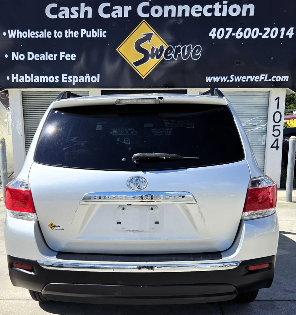 Used 2013 Toyota Highlander Plus FWD image 12