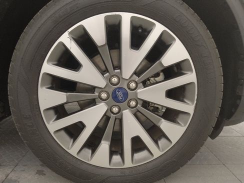 Used 2020 Ford Escape Titanium AWD/4WD image 31