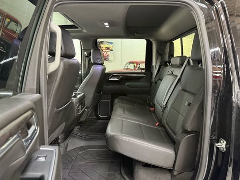 Used 2024 Chevrolet Silverado 3500 LTZ w/ LTZ Premium Package image 14