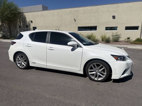 Used 2014 Lexus CT 200h FWD image 11
