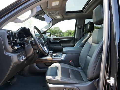 Used 2024 GMC Sierra 1500 Elevation w/ Elevation Premium Package AWD/4WD image 15