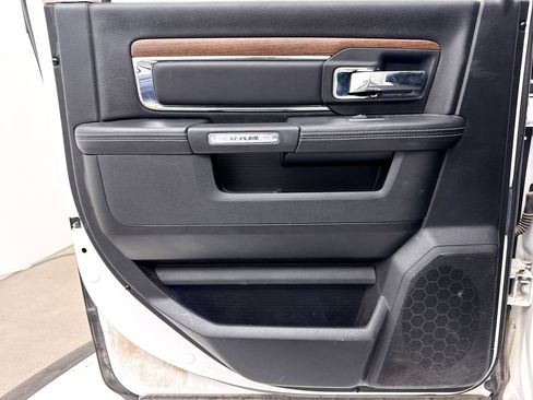 Used 2017 RAM 1500 Laramie w/ Convenience Group image 28