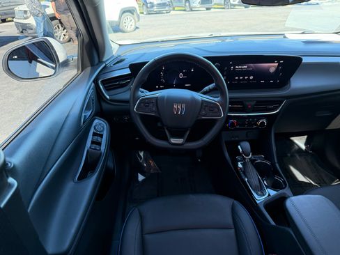Used 2025 Buick Encore GX Sport Touring w/ Comfort Package image 15