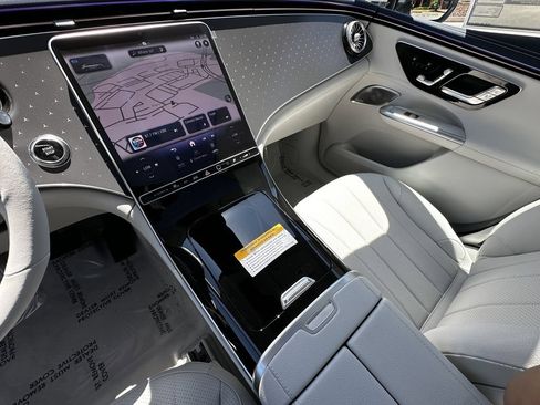 New 2026 Mercedes-Benz EQE 320 4MATIC SUV image 30