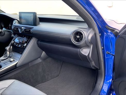 Used 2023 Lexus IS 500 RWD image 23