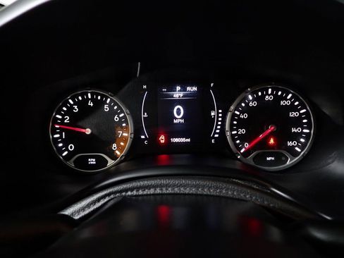 Used 2018 Jeep Renegade Altitude image 23