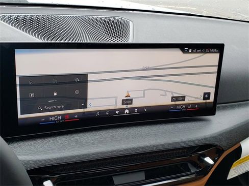 New 2026 BMW 330i xDrive Sedan w/ Premium Package image 23