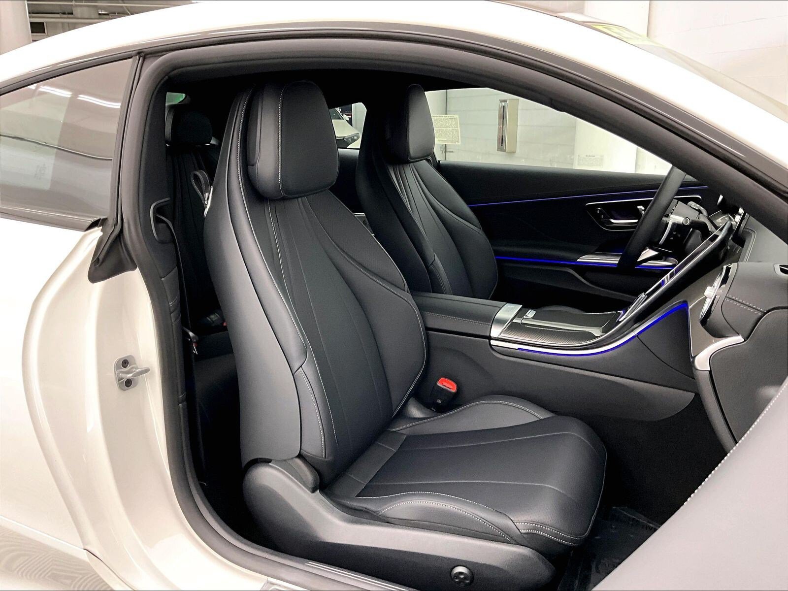 Used 2026 Mercedes-Benz CLE 300 4MATIC Coupe image 6