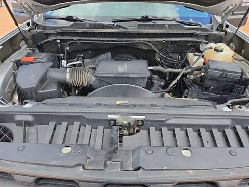 Used 2022 Chevrolet Silverado 2500 W/T w/ WT Convenience Package AWD/4WD image 11