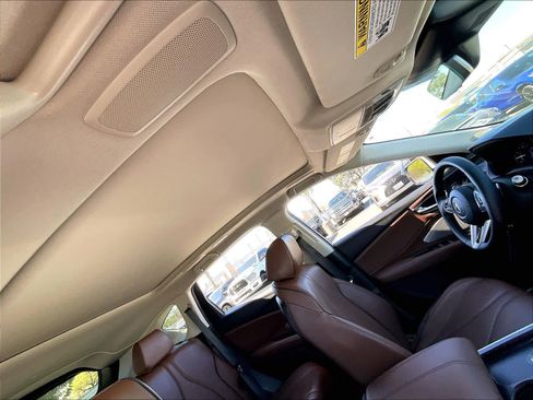 Used 2025 Acura RDX SH-AWD w/ Advance Package image 24