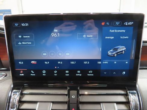 Used 2023 Lincoln Navigator L Reserve w/ Equipment Group 201A image 26