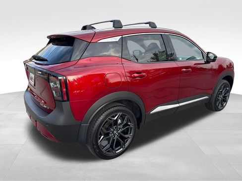 New 2026 Nissan Kicks SR w/ Cold Weather Package image 6