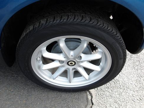 Used 2009 smart fortwo passion RWD image 18