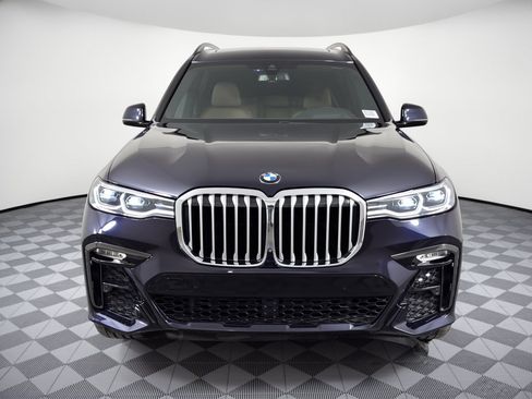 Used 2021 BMW X7 xDrive40i w/ M Sport Package AWD/4WD image 6