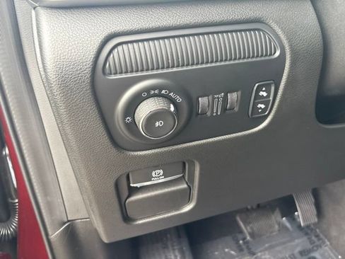 Used 2024 Jeep Wagoneer Series II w/ Flexible Seating Group AWD/4WD image 62