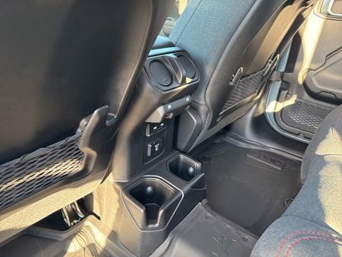Used 2026 Jeep Wrangler Unlimited Rubicon w/ Safety Group image 7