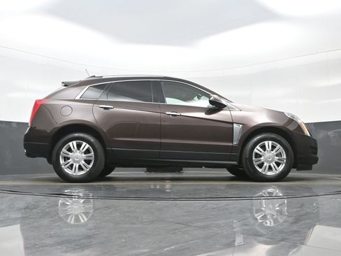 Used 2015 Cadillac SRX Luxury w/ Driver Awareness Package image 31
