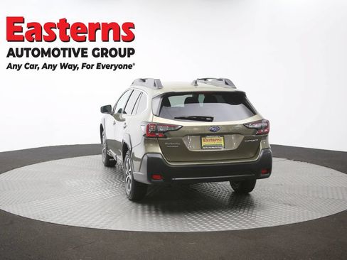 Used 2024 Subaru Outback Premium AWD/4WD image 60
