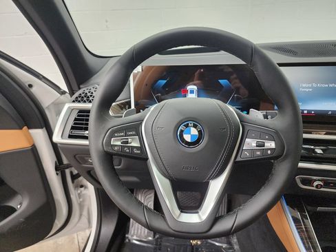 Used 2026 BMW X5 xDrive50e w/ Climate Comfort Package AWD/4WD image 14