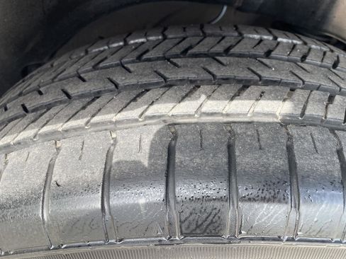 Used 2015 Subaru Forester 2.5i Premium AWD/4WD image 25