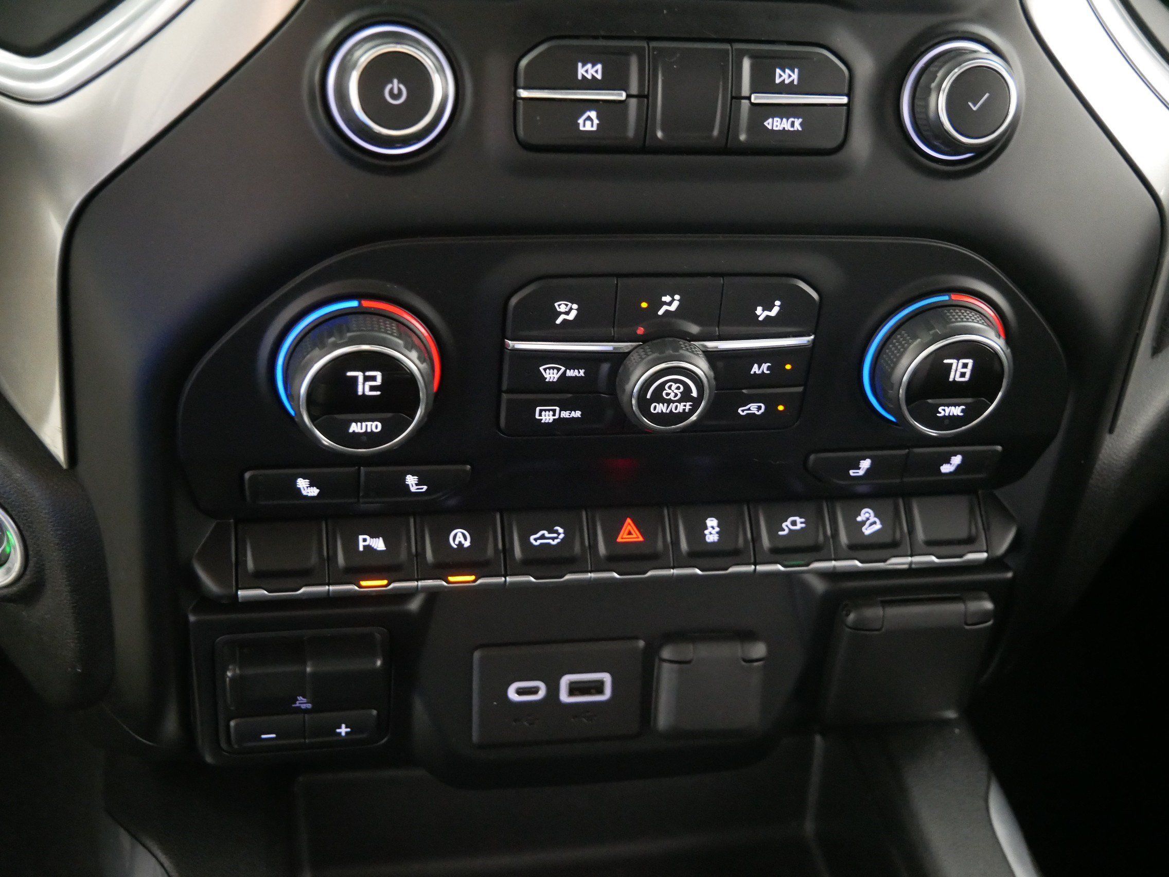 Certified 2020 Chevrolet Silverado 1500 RST AWD/4WD image 23