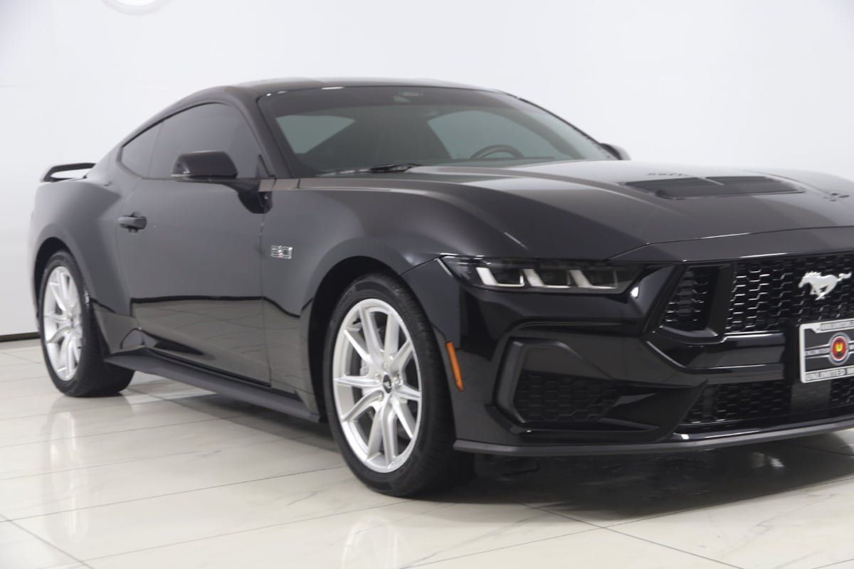 Used 2024 Ford Mustang GT Premium RWD image 43