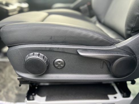 Used 2024 Mercedes-Benz Sprinter 3500 image 23