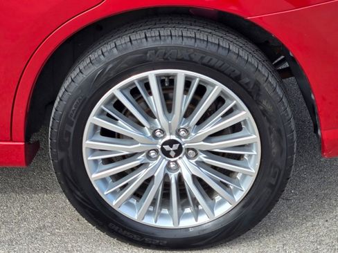 Used 2019 Mitsubishi Outlander SEL image 24