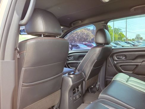 Used 2021 Nissan Titan PRO-4X w/ Pro-4x Convenience Package AWD/4WD image 22