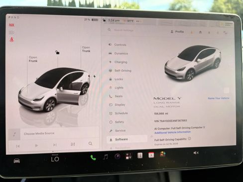 Used 2022 Tesla Model Y Long Range AWD/4WD image 13