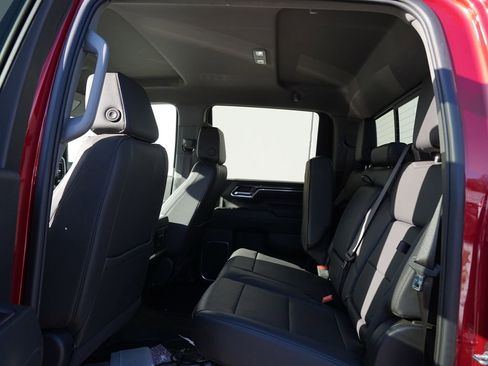 Used 2025 Chevrolet Silverado 3500 LTZ w/ LTZ Plus Package image 19