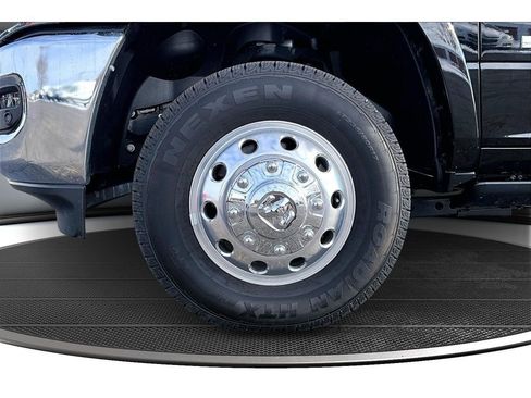 Used 2025 RAM 3500 Longhorn image 11