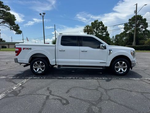 Used 2021 Ford F150 Lariat w/ Equipment Group 502A High AWD/4WD image 5