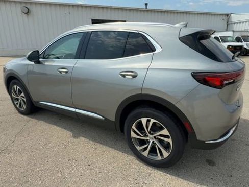 Used 2023 Buick Envision Essence AWD/4WD image 4