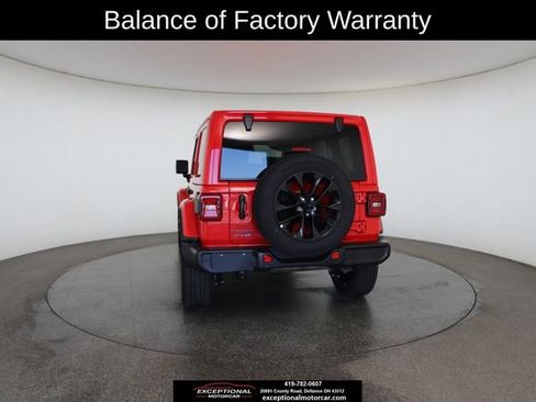 Used 2025 Jeep Wrangler Unlimited Sahara w/ Safety Group image 14