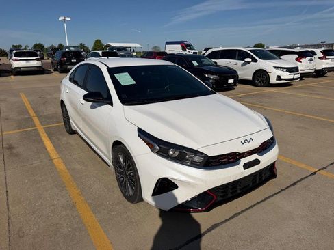 Used 2024 Kia Forte GT-Line image 2