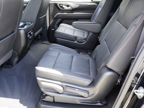 Used 2024 Chevrolet Suburban RST w/ Luxury Package AWD/4WD image 29