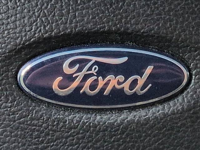 Used 2017 Ford F150 XLT w/ Equipment Group 302A Luxury AWD/4WD image 16