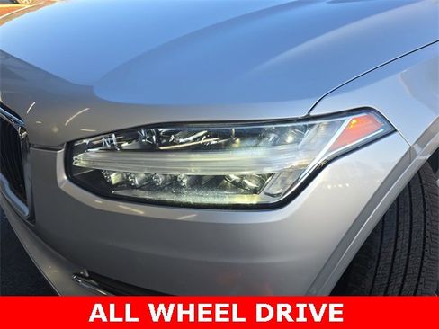 Used 2019 Volvo XC90 T6 Momentum image 34