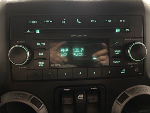 Used 2011 Jeep Wrangler Sport AWD/4WD image 26