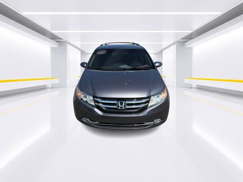 Used 2015 Honda Odyssey Touring image 1