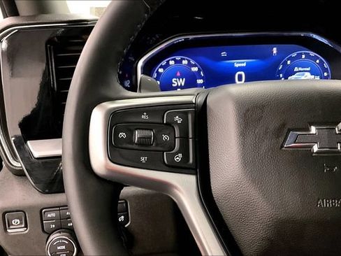 Used 2025 Chevrolet Silverado 1500 RST AWD/4WD image 26