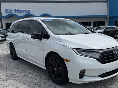 Used 2023 Honda Odyssey Sport image 16