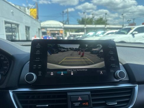 Used 2018 Honda Accord EX-L image 39