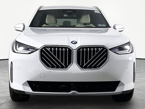 Certified 2026 BMW X3 xDrive30i w/ Convenience Package AWD/4WD image 2