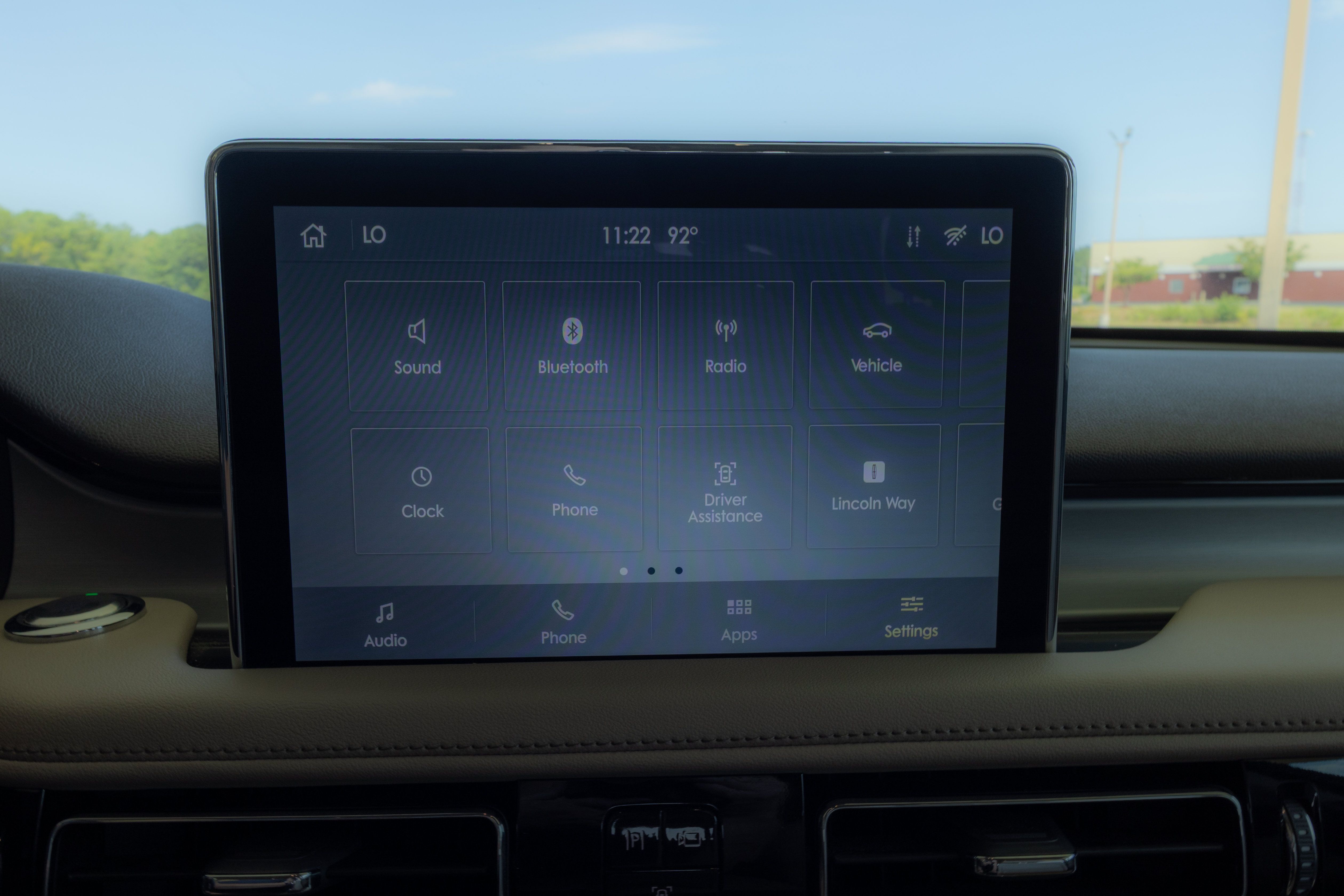 Used 2023 Lincoln Aviator 2WD w/ Premium Package image 22