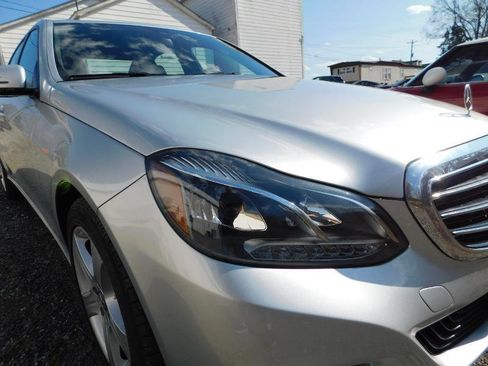 Used 2016 Mercedes-Benz E 350 4MATIC Sedan image 36